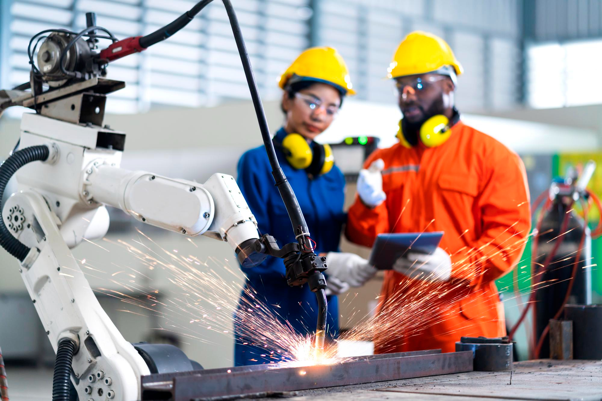 Hầu hết mọi người đều cảm thấy khó chịu khi ngửi thấy mùi sơn và vẫn có không ít người nói rằng mùi sơn rất độc.